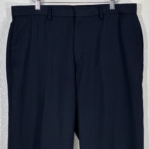 Calvin Klein Regular Fit 2pc. Navy Pinstripe Suit Men's Size Large/34x34 - Picture 7 of 13